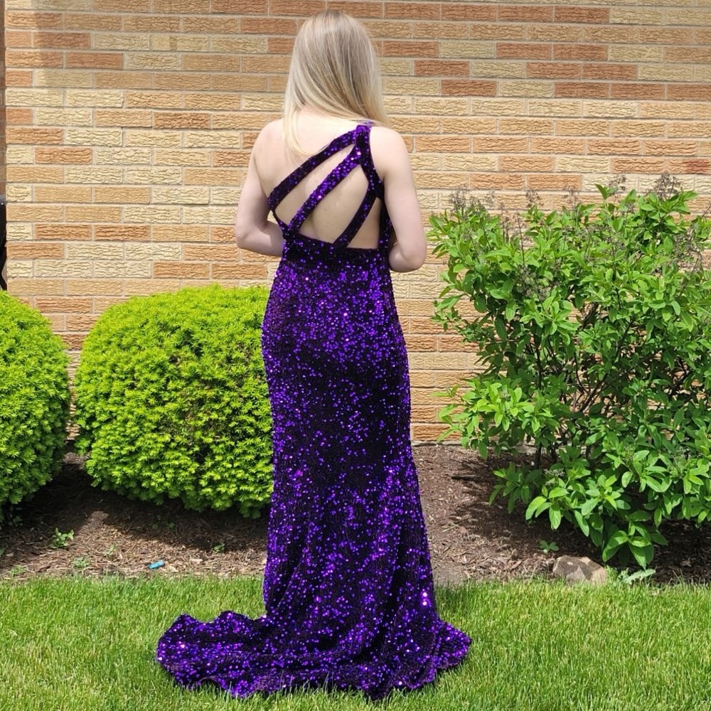 Purple sequin prom dress size 4